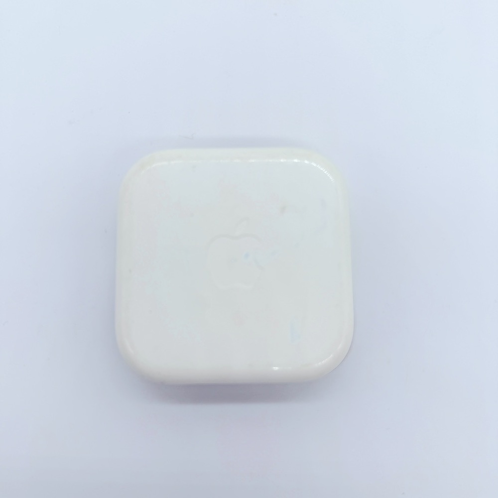 Genuine Apple OEM EarPods Headset with 3.5mm Connector - Picture 3 of 3